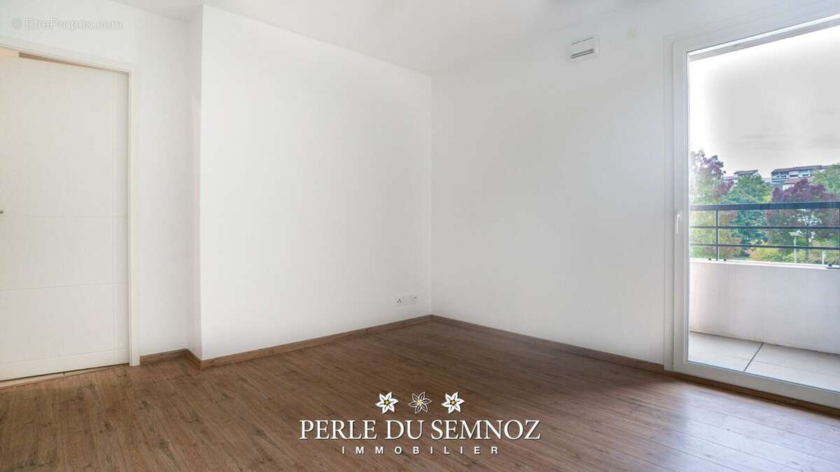 Appartement à SEYNOD