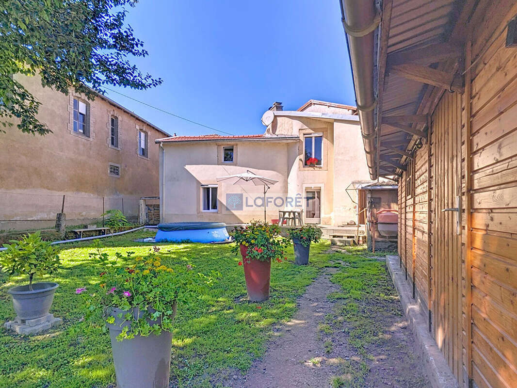 Maison à MONTHUREUX-SUR-SAONE