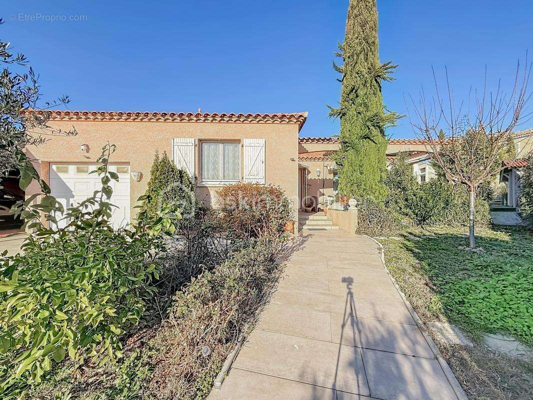 Maison à VILLEVEYRAC