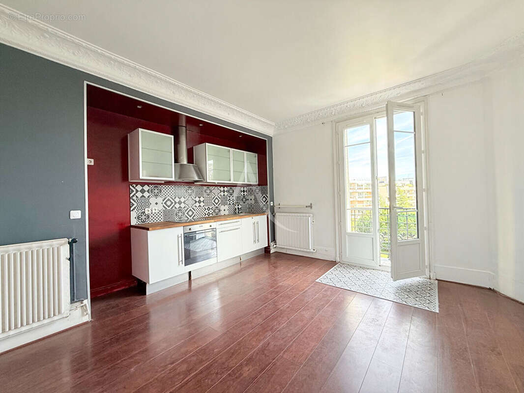 Appartement à LE PERREUX-SUR-MARNE