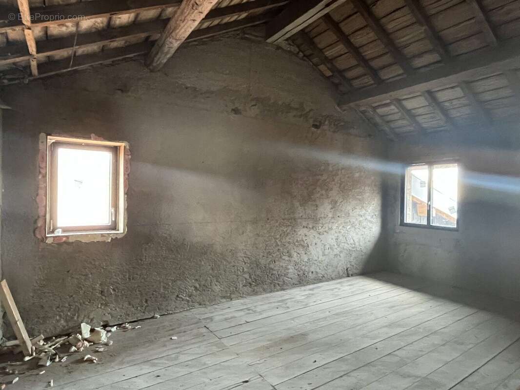 Appartement à SAINT-LAGER