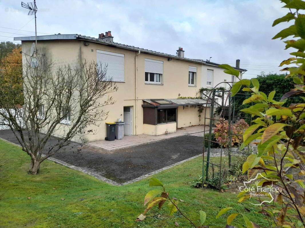 Maison à LA CAPELLE