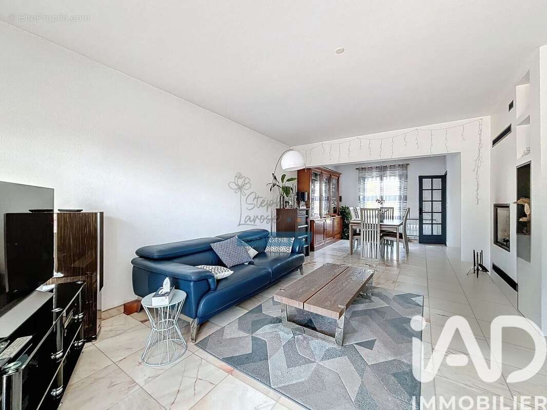 Photo 3 - Maison à NOISEAU