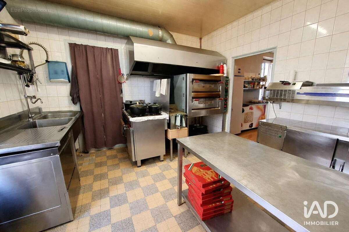 Photo 8 - Commerce à DIGOIN