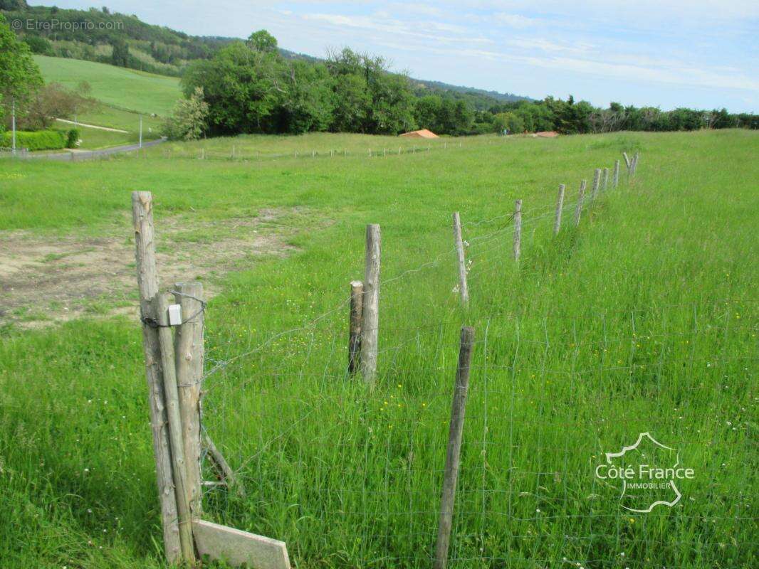 Terrain à PROISSANS