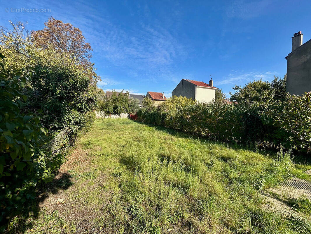 Terrain à BEZONS