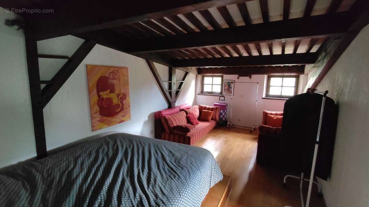 Maison à VEYRAS