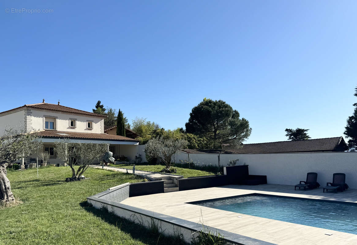 Maison à ANNEYRON