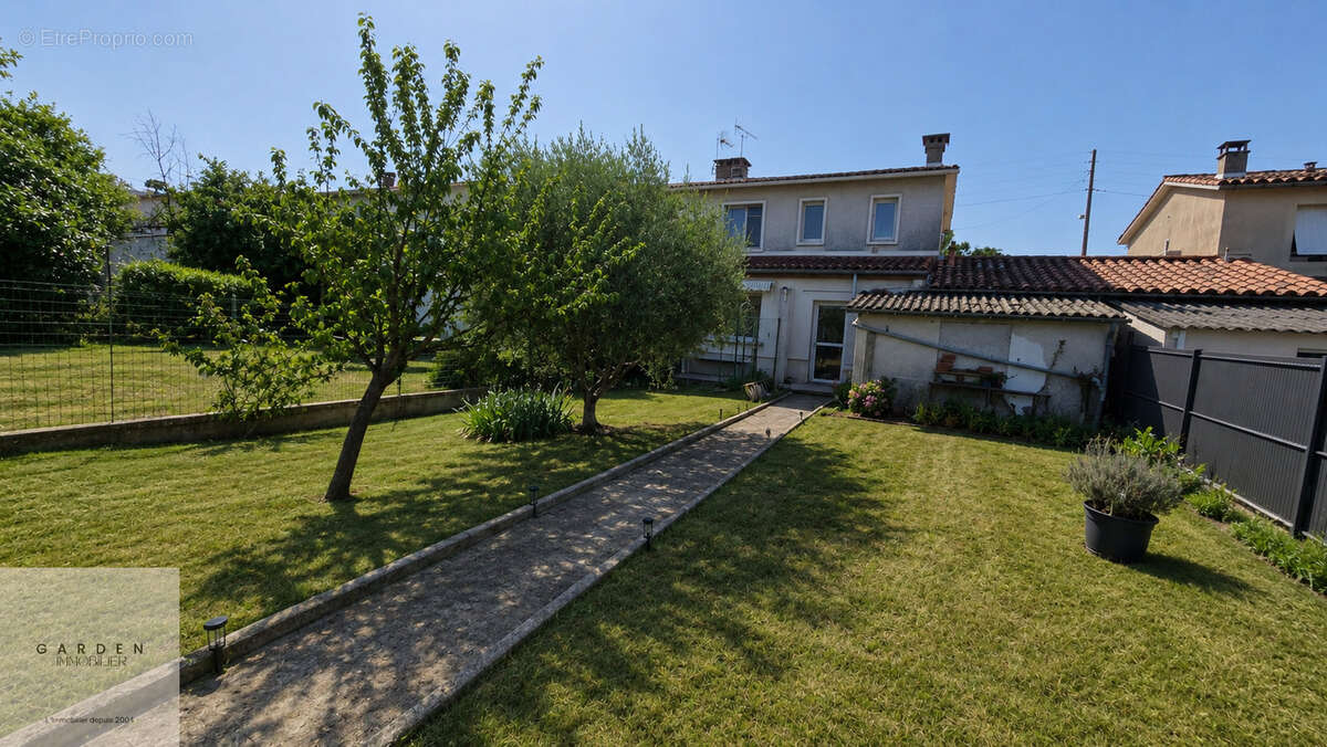 Maison à CASTRES