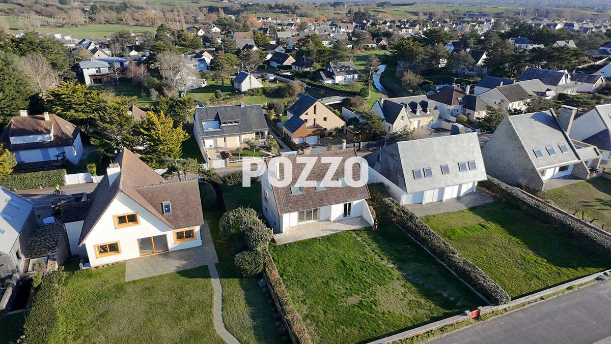 Maison à SAINT-PAIR-SUR-MER