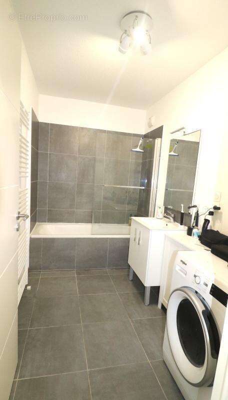 Appartement à CONTES