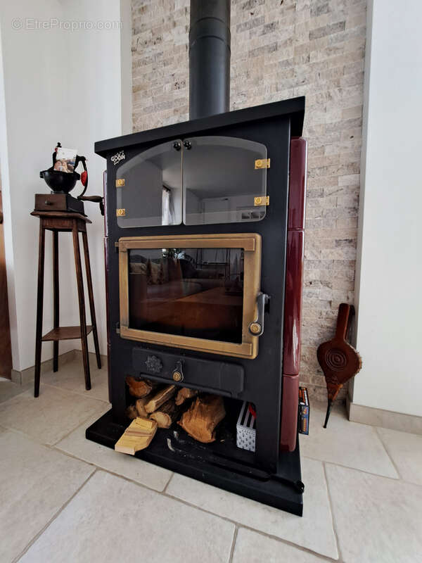 Maison à PONT-SUR-YONNE