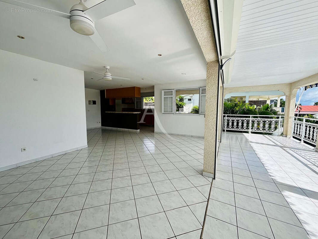 Maison à SAINTE-LUCE