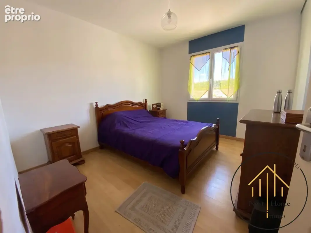 Maison 152 m² à Saint-Quentin-De-Chalais  - photo 4