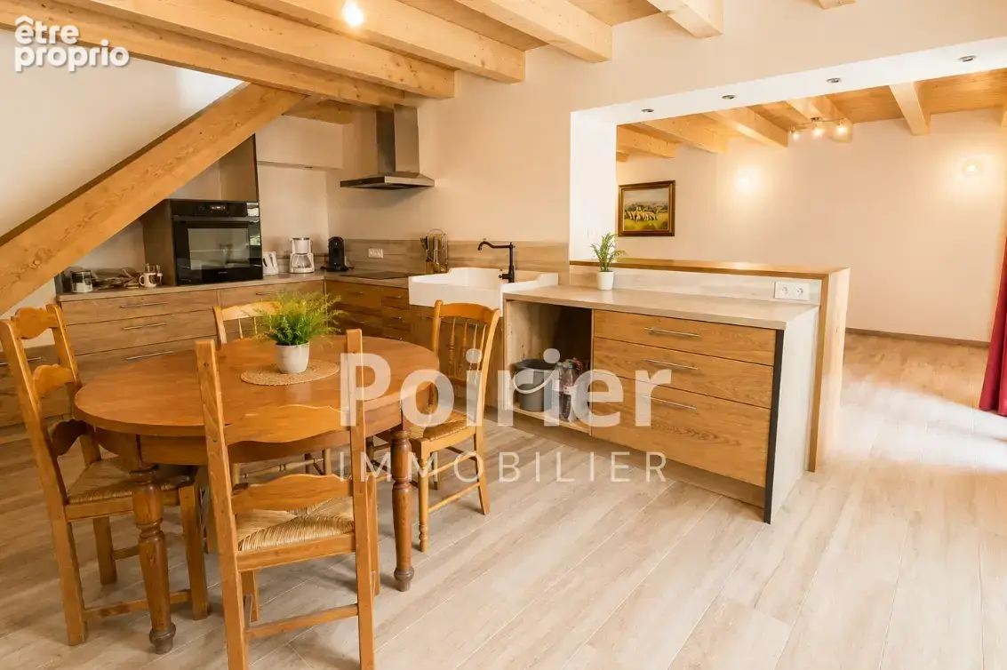 Photo Maison à Draillant au prix de 345 000€