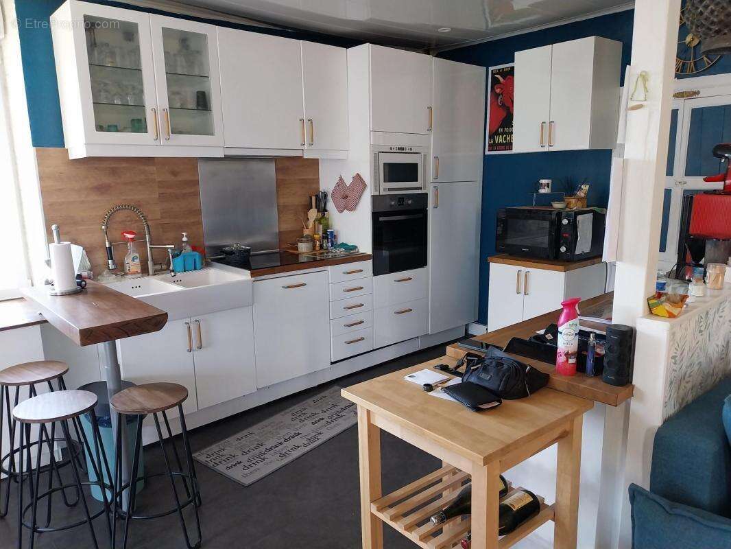 Maison à SAINT-GERMAIN-DE-LUSIGNAN