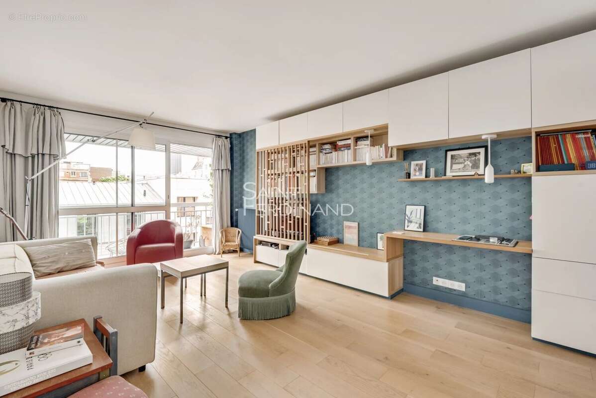 Appartement à PARIS-15E