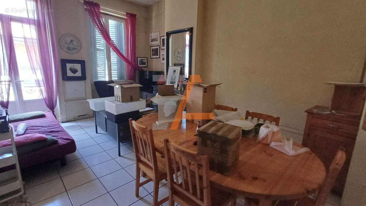 Appartement à SAINT-ETIENNE