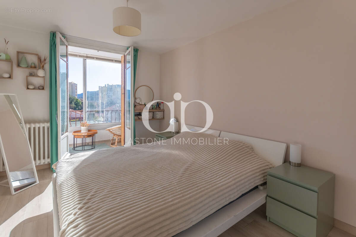 Appartement à AUBAGNE