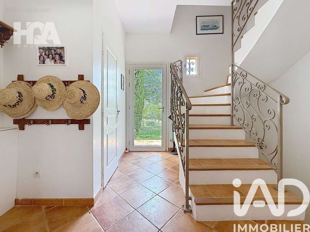 Photo 9 - Maison à CUERS