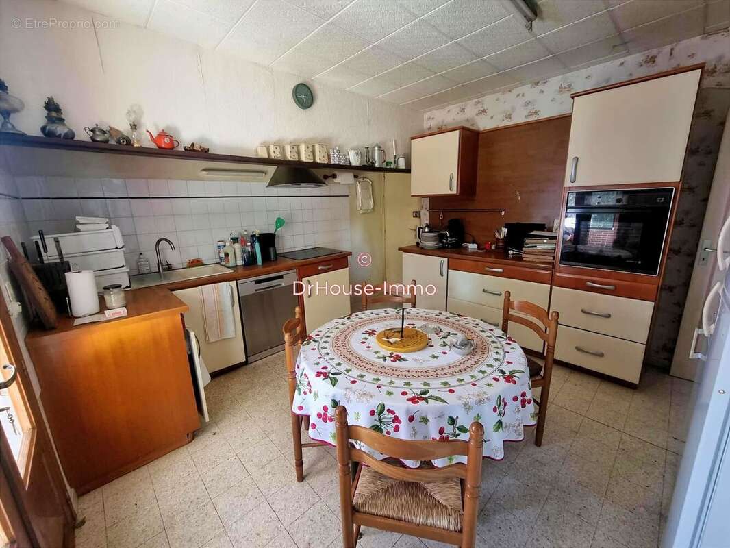 Maison à LISLE-SUR-TARN