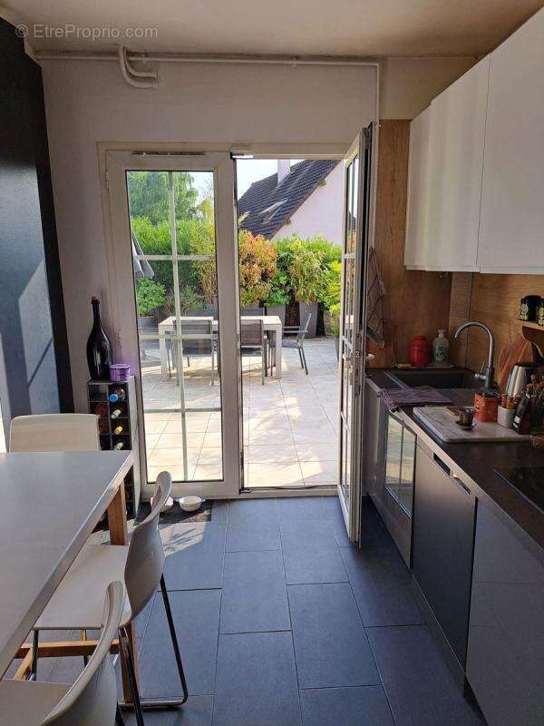 Jolie maison 7 pièces au calme coeur village - photo 13