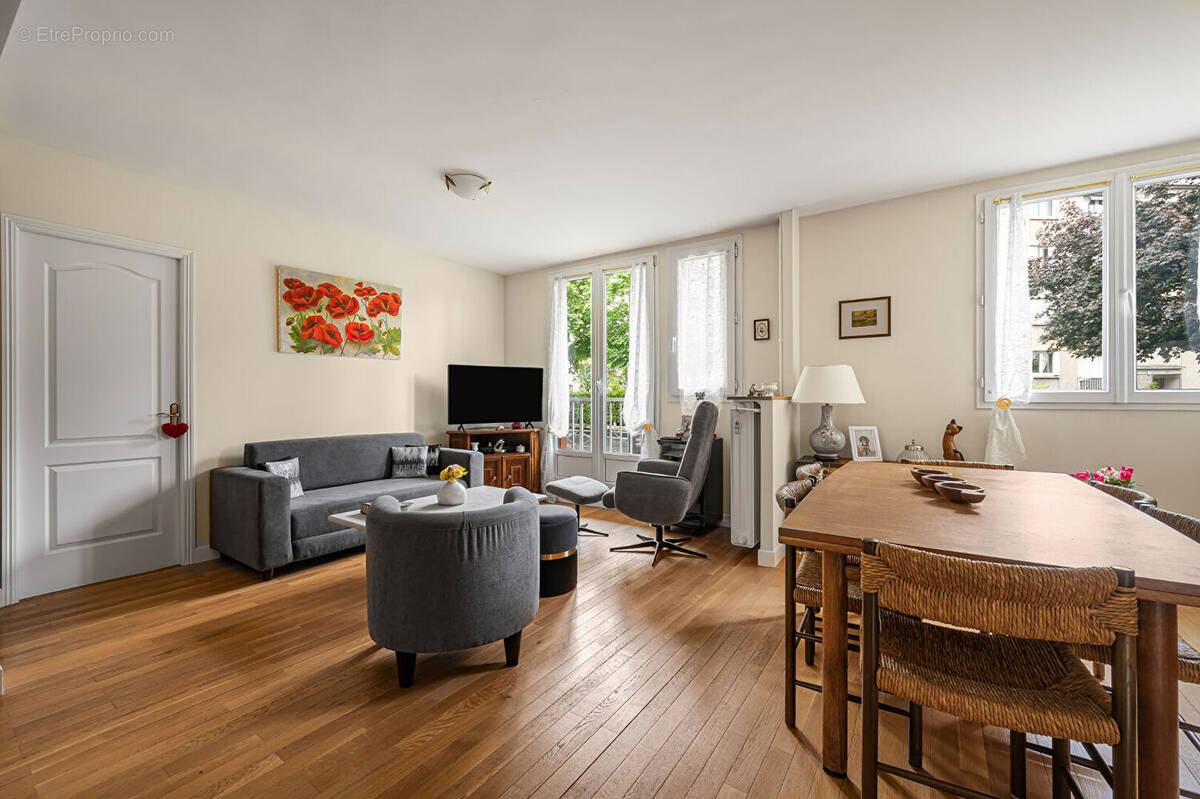 Appartement à CHAVILLE
