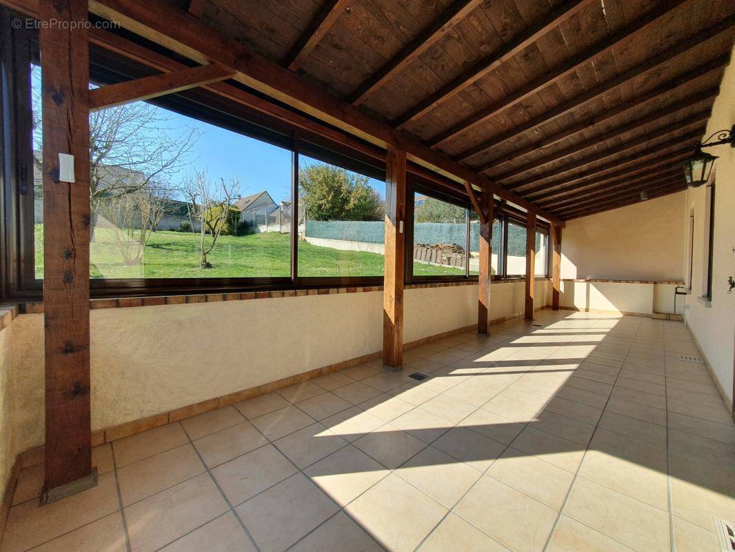 Maison à VILLEMANOCHE