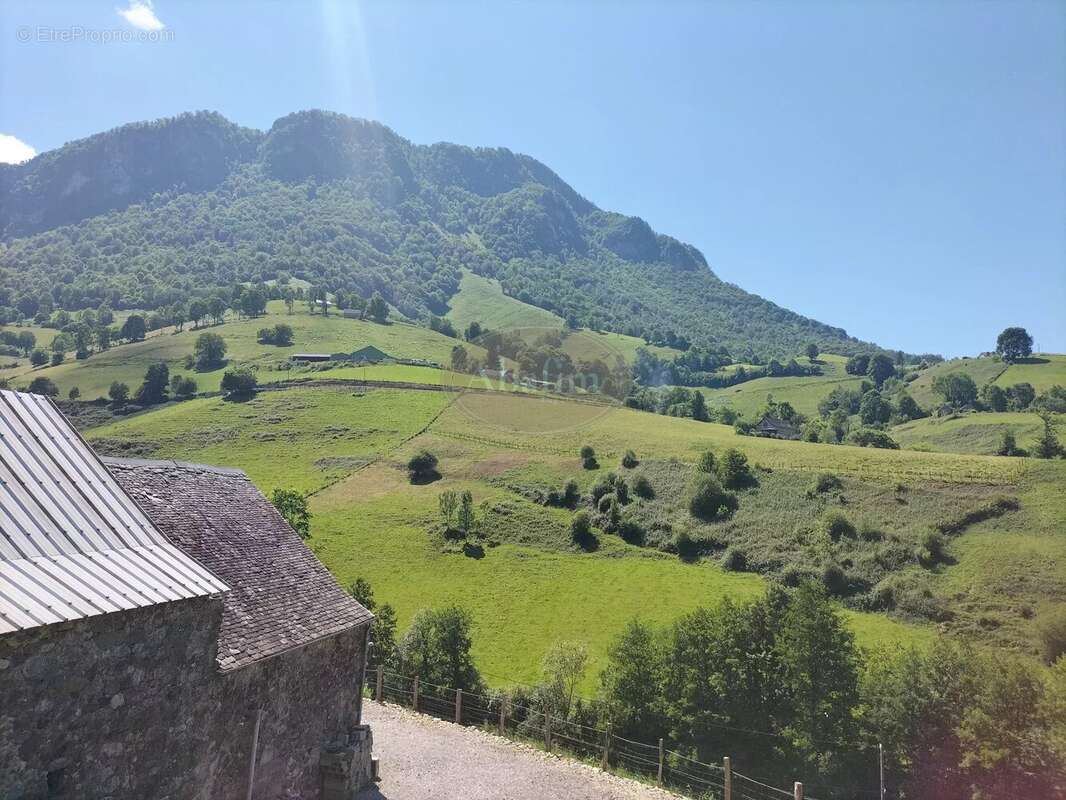 Maison à LOURDIOS-ICHERE