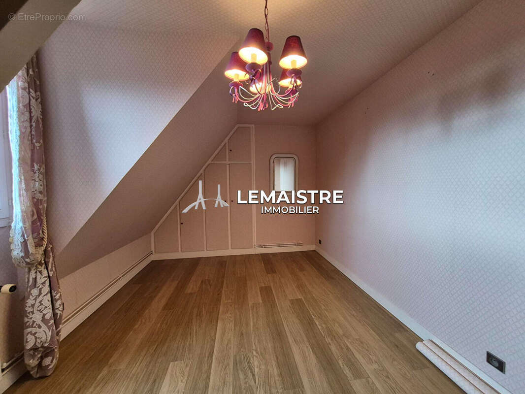 Maison à MONTIVILLIERS