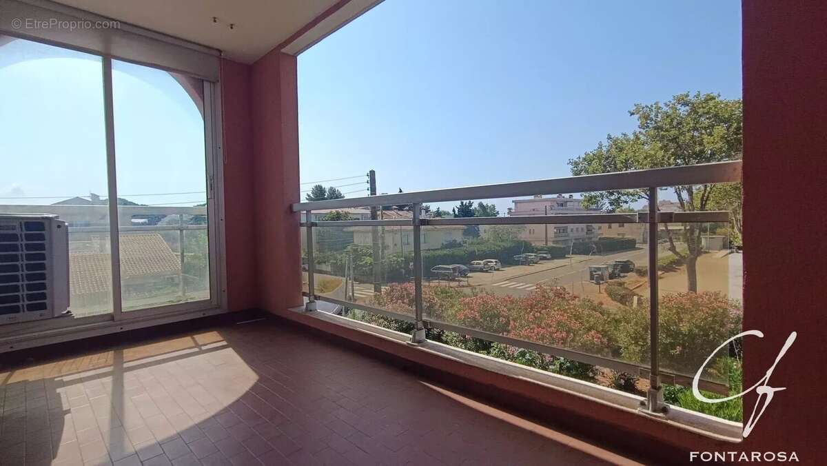 Appartement 2 pieces, parking et cave - frejus - photo 2