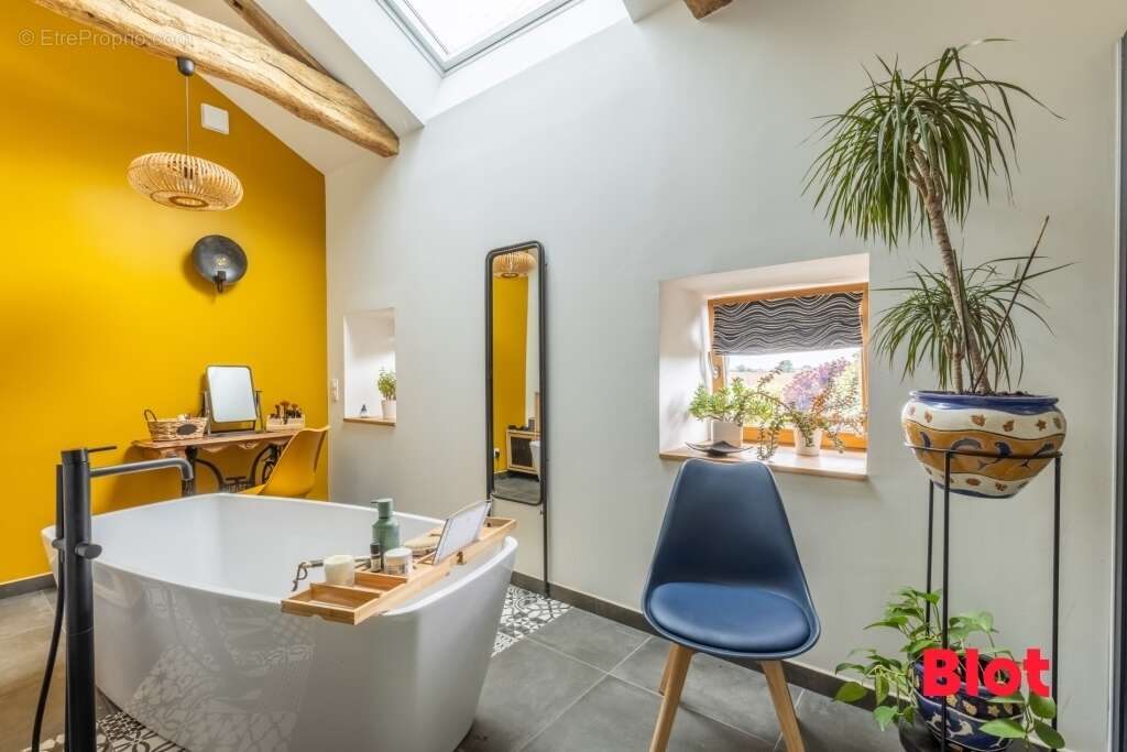 Maison à CHATEAUGIRON