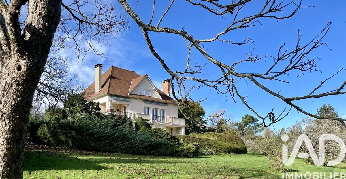 Photo 2 - Maison à THIVIERS