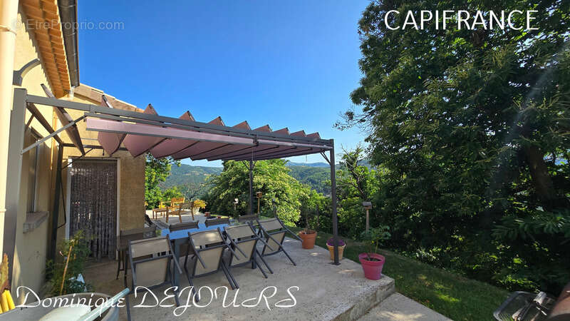 En Ardèche, à Issamoulenc - Maison de plain-pied avec vue dégagée sur la nature luxuriante - grand séjour - 4 chambres - photo 4