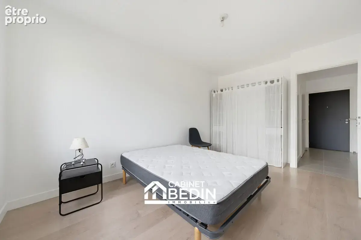 Appartement 3 pièces 60 m² à vendre à Merignac (33700) - photo 2
