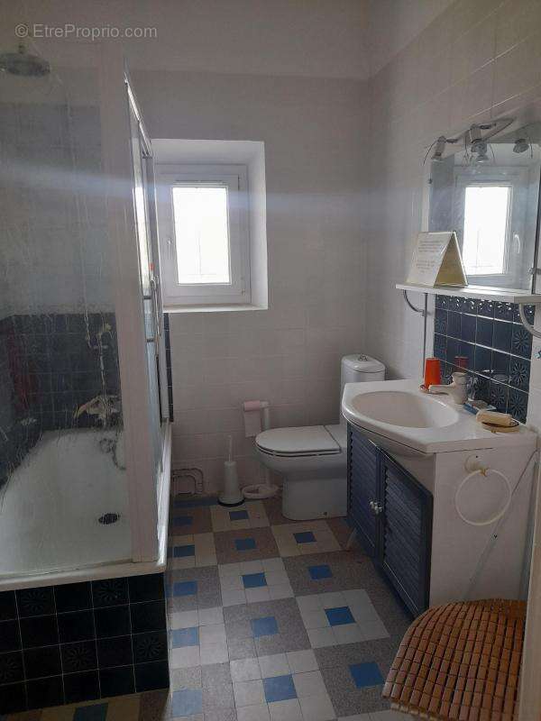 Maison à SAINT-JULIEN