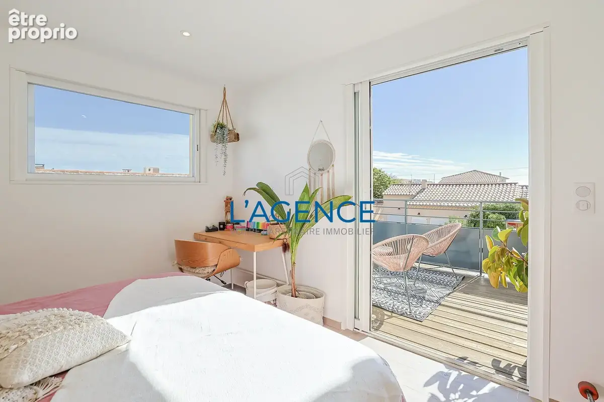 hyeres l'Ayguade villa individuelle de 170m2  a 2 pas de la plage - photo 11