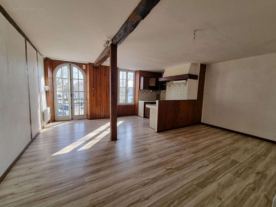 Appartement à MAUBOURGUET