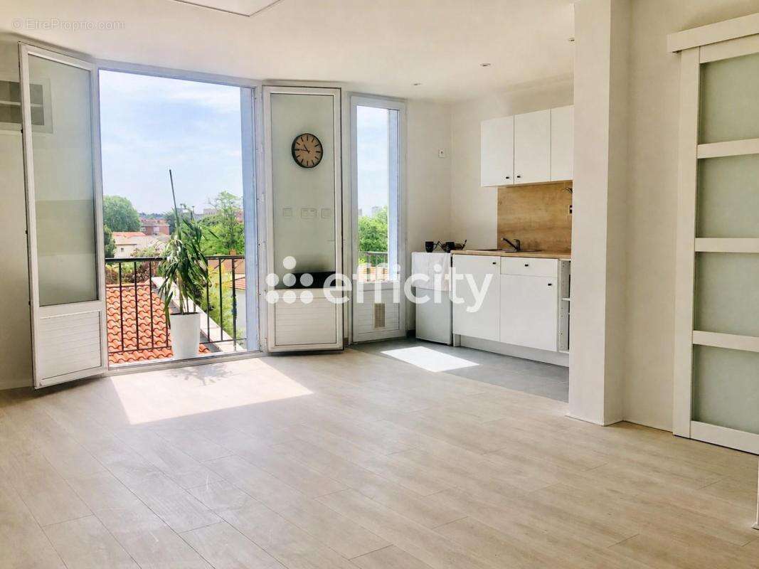Appartement - photo 2