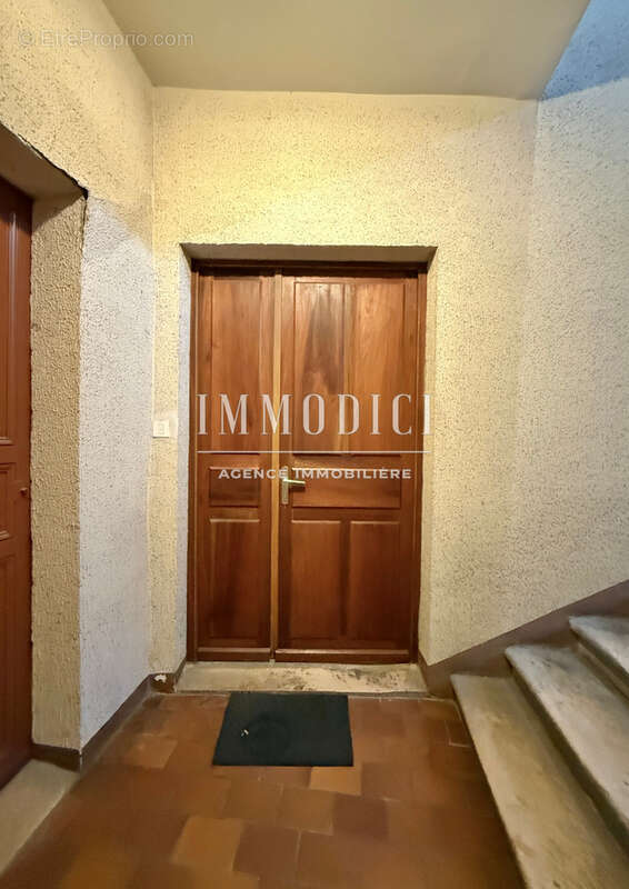 Appartement à THOISSEY