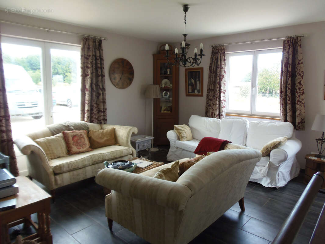 Maison à SAINT-FORT-SUR-GIRONDE