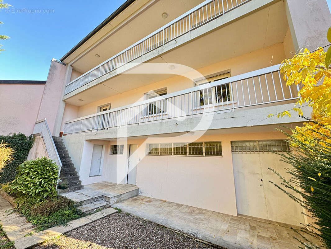 Maison à BOURBONNE-LES-BAINS