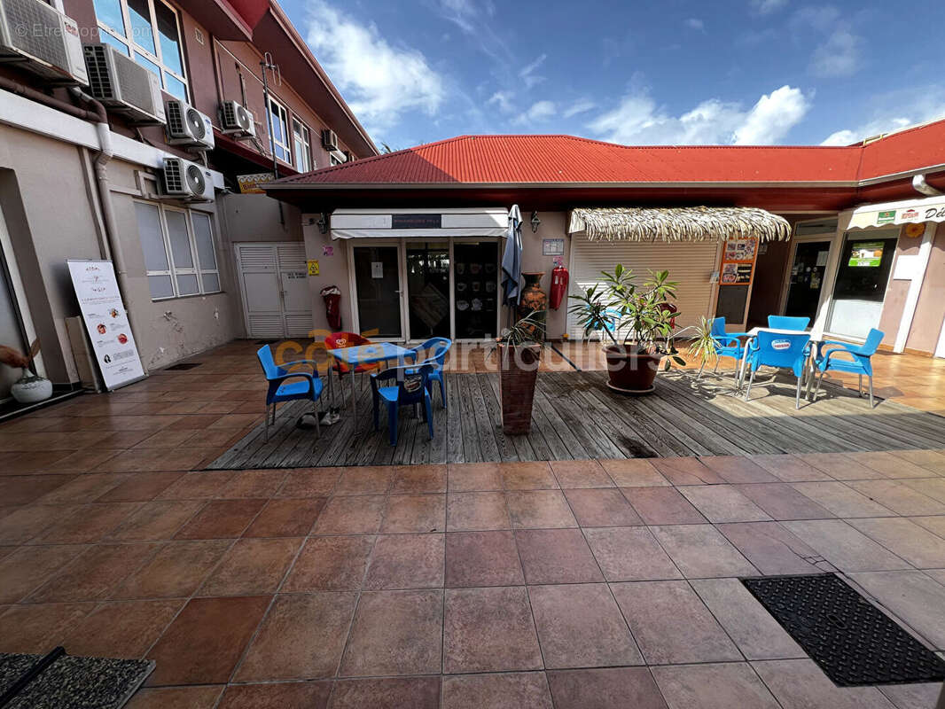 Local commercial Saint Francois 25 m2 - photo 2