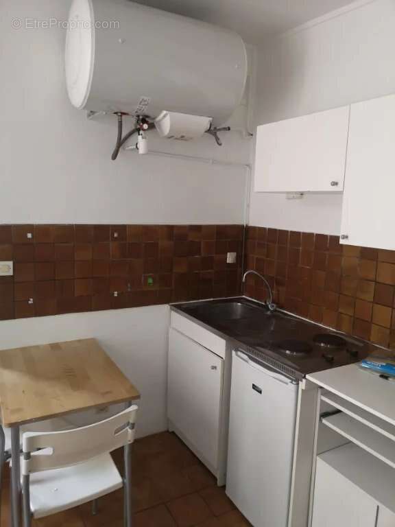 Studio - rue sambre et meuse - paris 10ème 19.31m² - photo 3