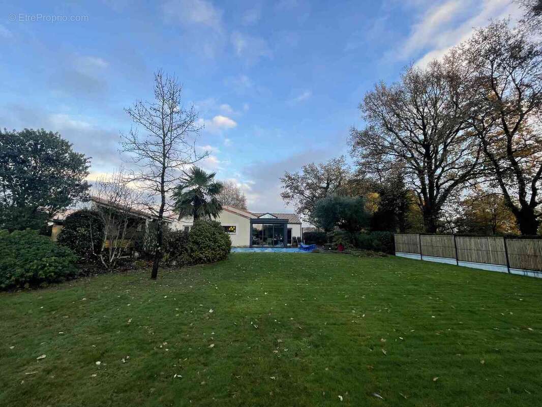 Maison à BEAUREPAIRE