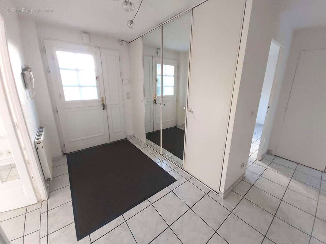 Maison à NEUILLY-PLAISANCE