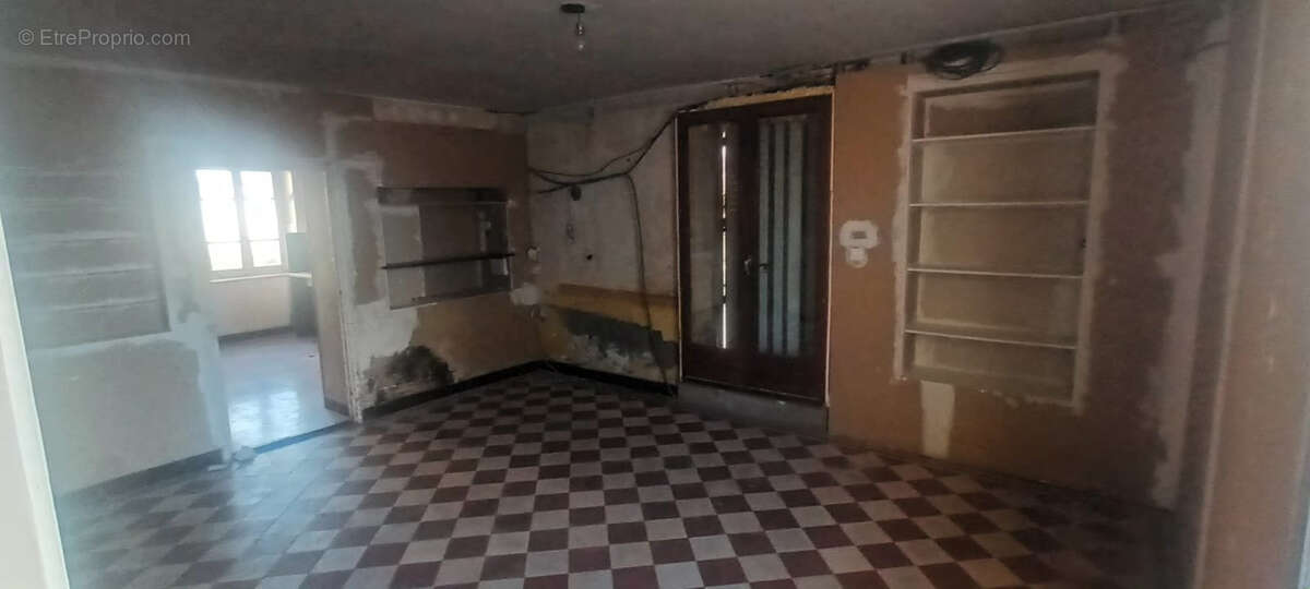 Maison à CHAVANOZ