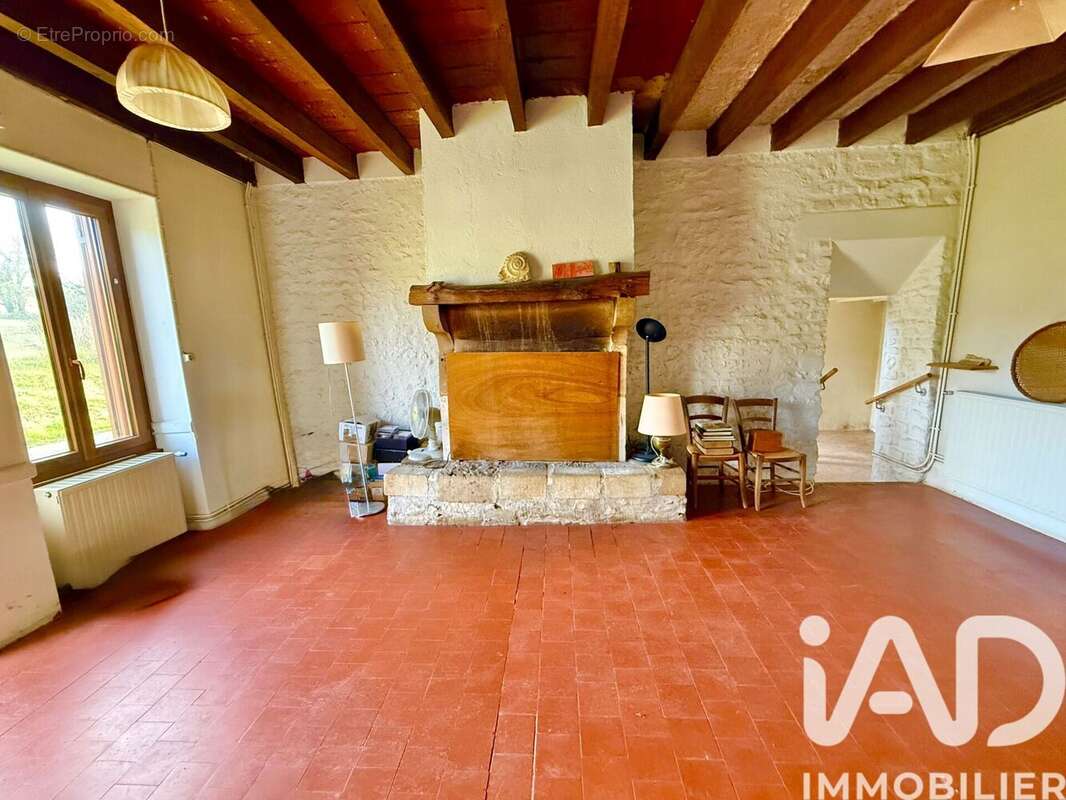 Photo 8 - Maison à ETRECHY