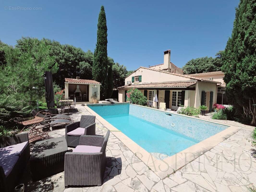 Maison à RESTINCLIERES