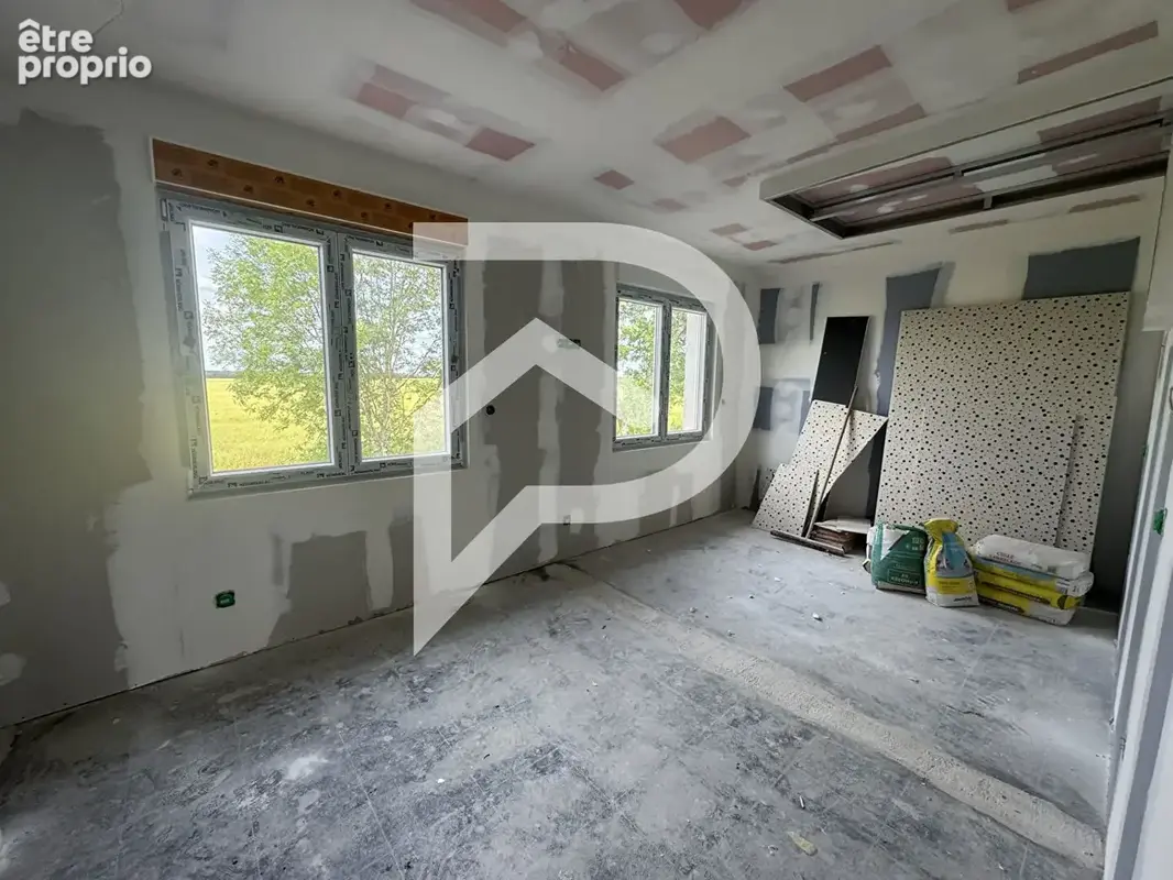 Restaurant rénové CA 551 774 ,  5 chambres à finaliser ,Terrain 7 780 m² ,Proche Chaumont - photo 10